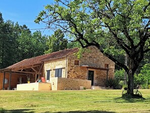 Exterior - Beautiful countryside house, 40 minutes from Sarlat / Gourdon / Cahors (Goujounac)