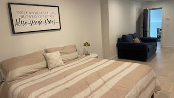 5 chambres, fer et planche à repasser, Wi-Fi, draps fournis