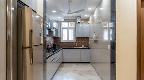 Electric kettle - Fortune Home Service Apartment 3BHK G-71 (New Delhi)