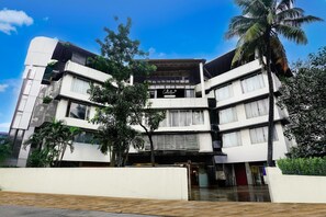 House | Exterior - Collection O Lodha Experia Mall (Kalyan)