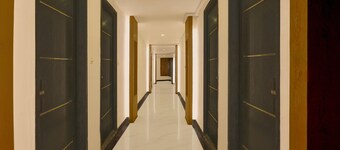 Collection O Lodha Experia Mall