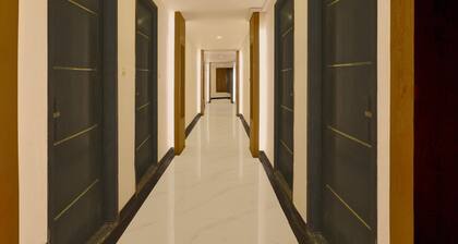 Collection O Lodha Experia Mall