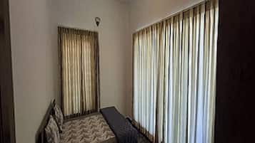 Double Room | Egyptian cotton sheets, premium bedding, free WiFi