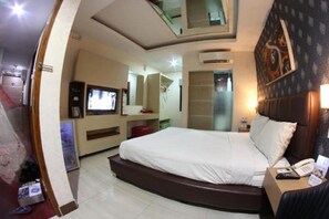 Room - THE ELEGANCE HOTEL (Jakarta Barat)