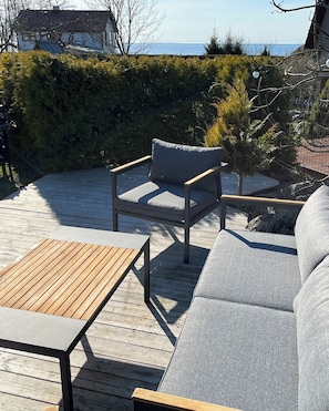 Terrace/patio - Klaukse in Kolga-Aabla: Only 40 min. from Tallinn, sandy beach in 10 min. on foot. (Kolga-Aabla)