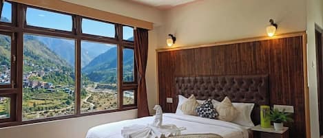 Deluxe Double Room | Free WiFi