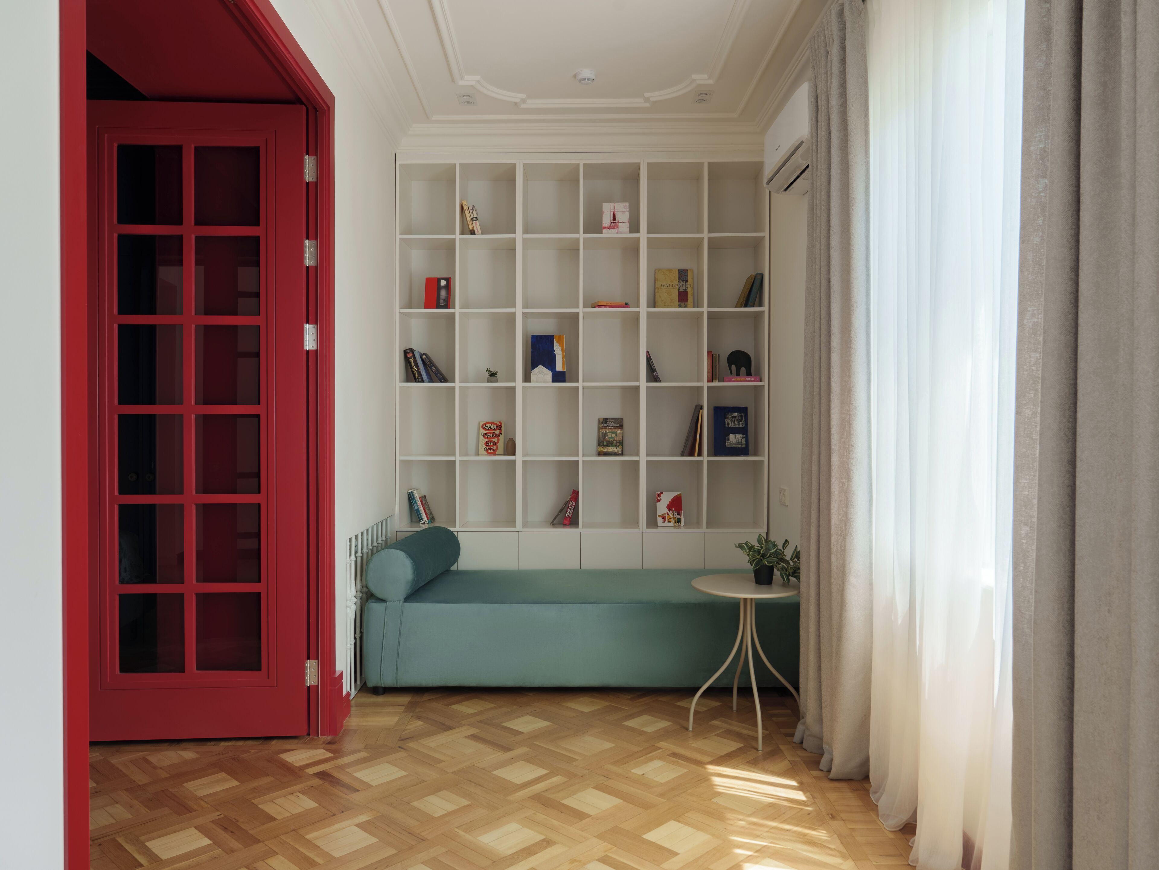 Signature 1BDR Apartment with Sauna | Living area