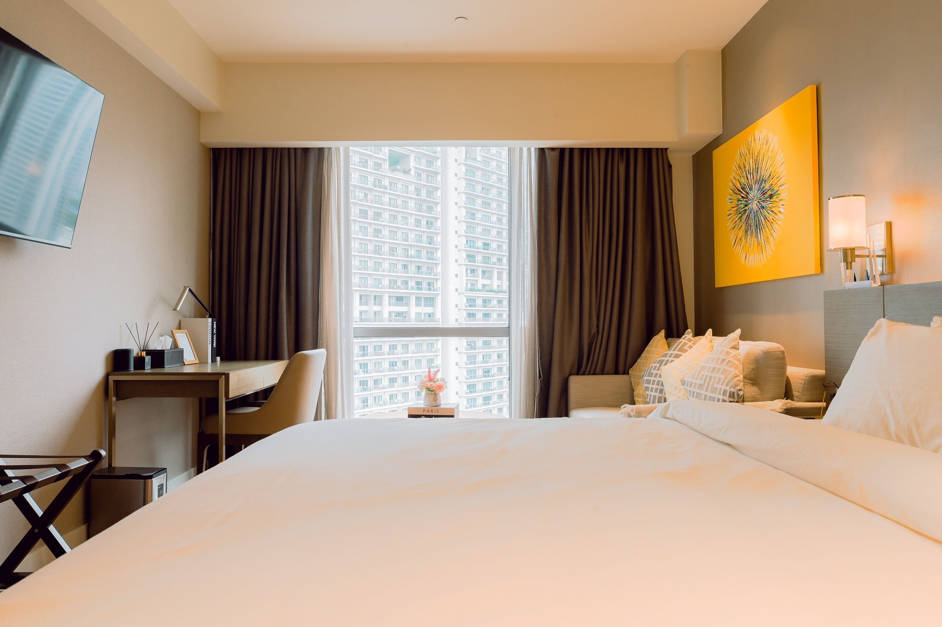 In-room safe, individually decorated, individually furnished, desk