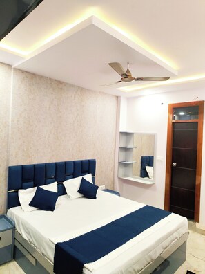 Deluxe Room - Hotel Kashi Bliss (Varanasi)