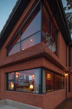 Premium House, Private Pool, Partial Ocean View | Exterior - Odd Size Paper (Jeju City)