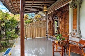Terrace/patio - Clement Ubud by Dhananjaya hospitality (Sebatu)