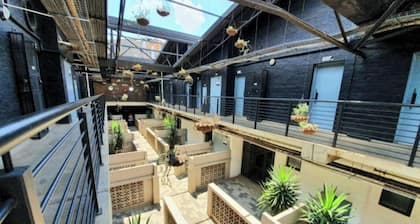 Room-home in Maboneng 364