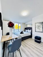 Basic-Apartment | Bügeleisen/Bügelbrett