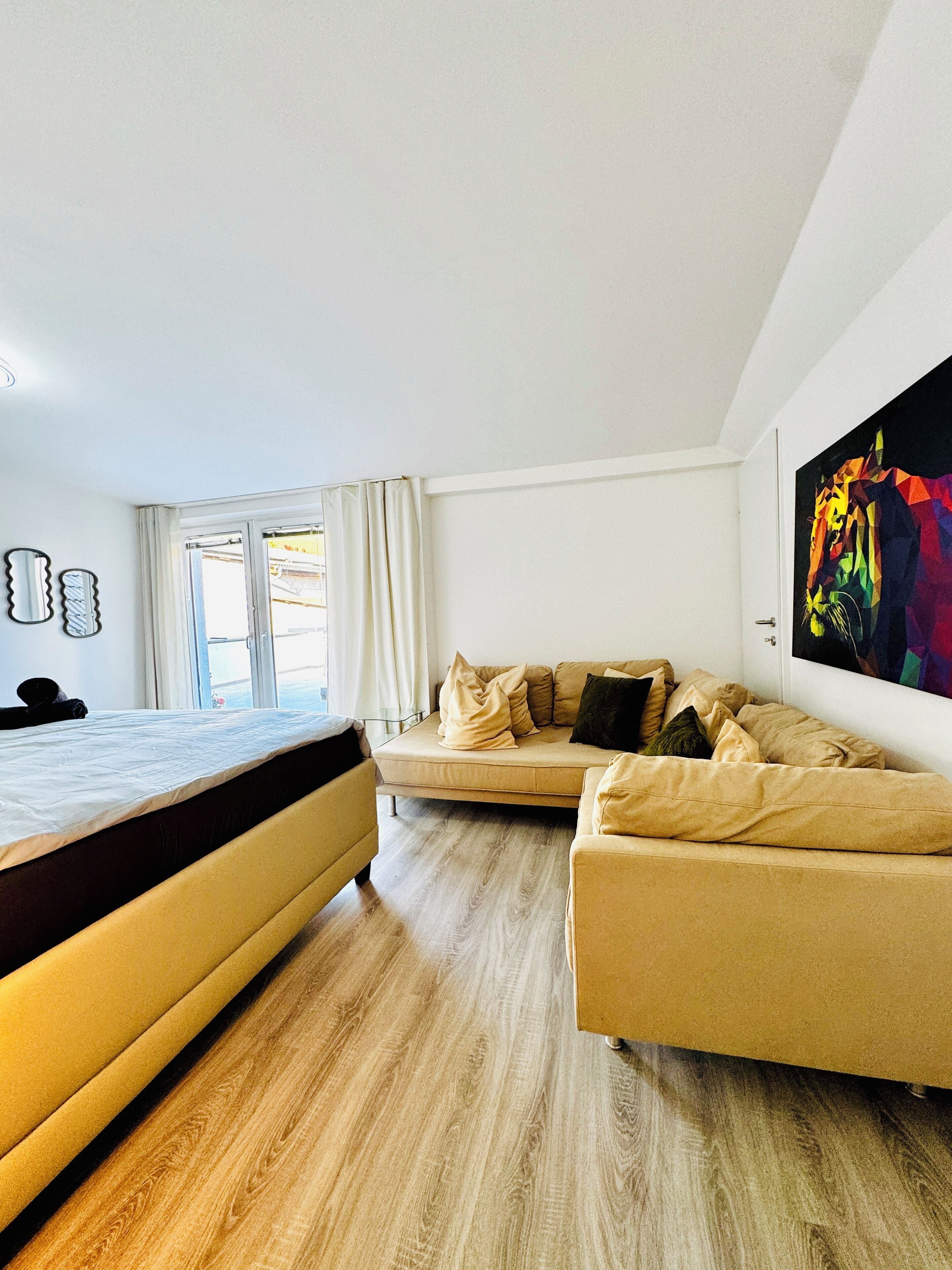 Basic Apartment | Living area