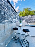 Basic-Apartment | Speisen im Freien