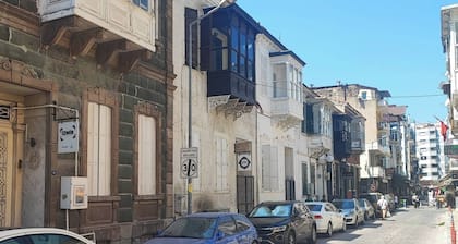 Historisches Haus in Alsancak