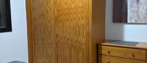 House, 2 Bedrooms, Accessible, Smoking | 2 bedrooms