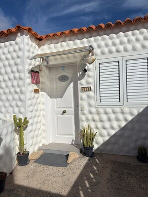 House, 2 Bedrooms, Accessible, Smoking | Exterior detail - Casa Del Sol Rio in Costa Calma (Pajara)