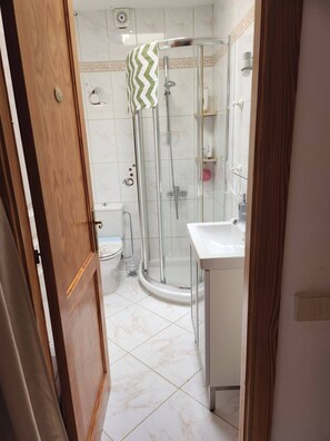 House, 2 Bedrooms, Accessible, Smoking | Bathroom - Casa Del Sol Rio in Costa Calma (Pajara)