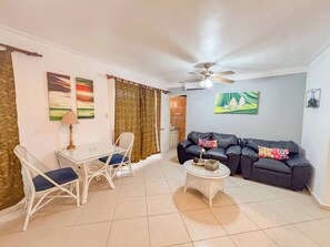 TV - Garden Condos APT 44 - Comfy 1BR APT in Sosua! (Sosúa)
