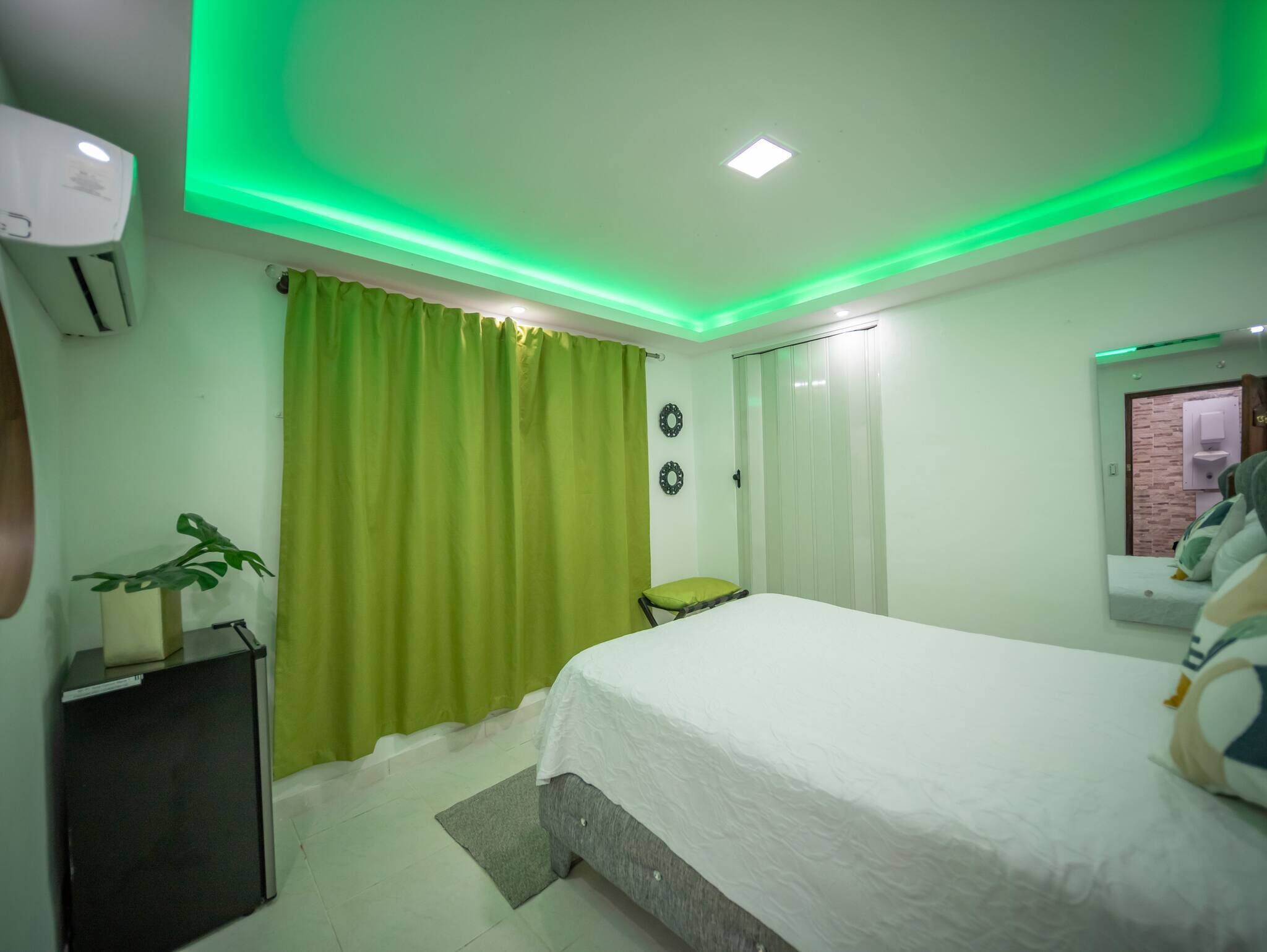 1 bedroom, iron/ironing board, Internet, bed sheets