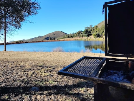 Property grounds. Off-Grid Cottage Mountain Views Horses & Sunset