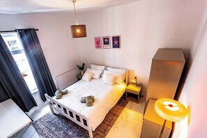2 Schlafzimmer, Bügeleisen/Bügelbrett, Internetzugang, Bettwäsche