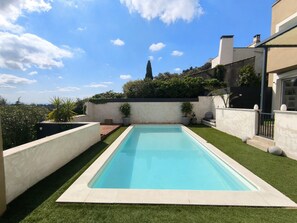 Pool - Vrbo Property (Villeneuve-lès-Avignon)