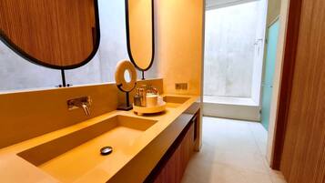 Villa, 1 chambre, vue piscine | Salle de bain