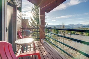 Property grounds - All-Season Base w/ Epic Views in Silverthorne! (Silverthorne)
