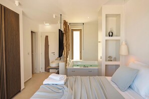 3 bedrooms, iron/ironing board, travel cot, free WiFi - Sunny Villa-Earthen Stone Gem by etouri (Rethymno)