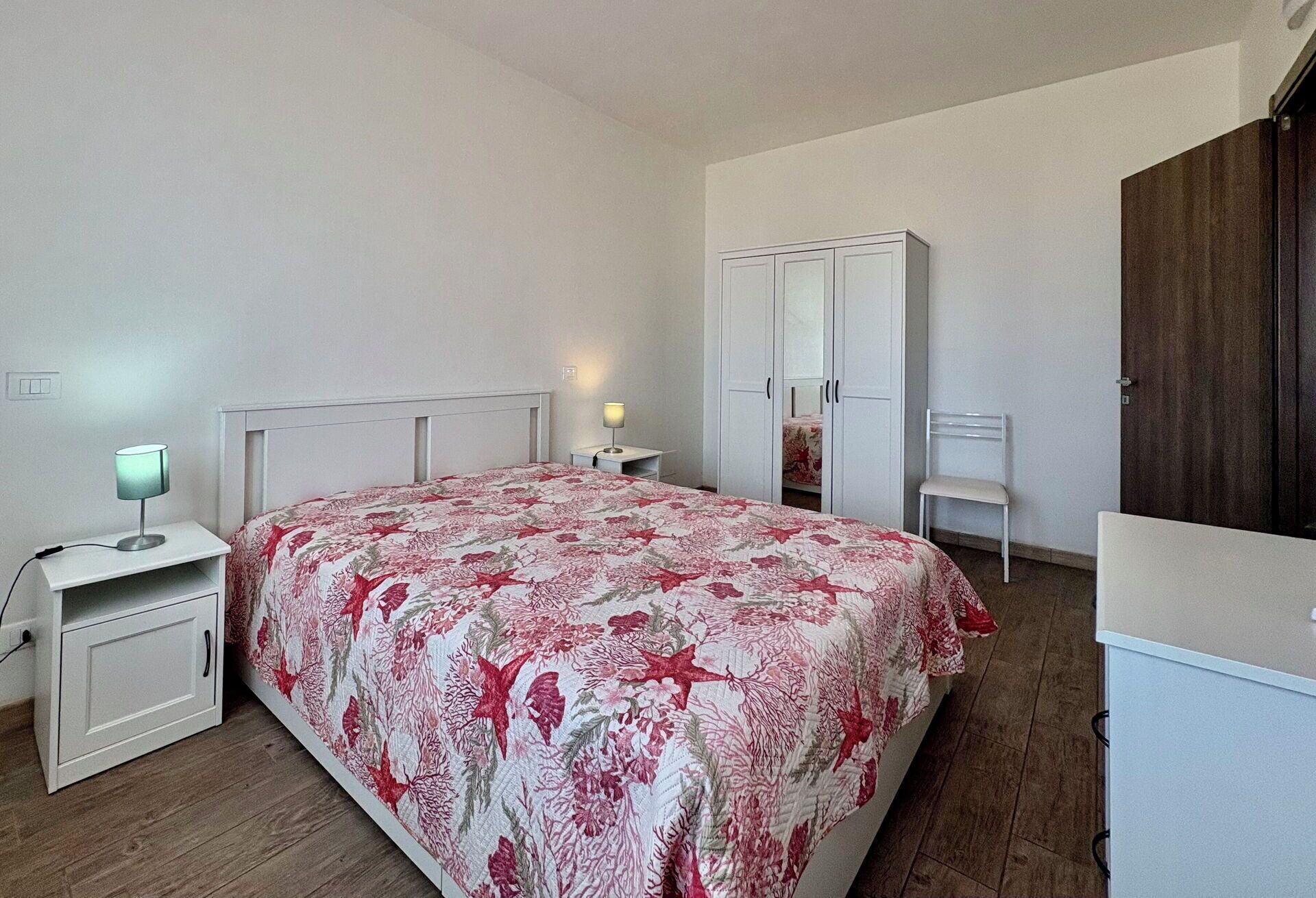 5 Schlafzimmer, Reisekinderbett, kostenloses WLAN