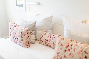 1 bedroom, iron/ironing board, WiFi, bed sheets - House Margarethenstraße 2, Whg. 6 Perfect Days at the beach - House Margarethenstraße (Sylt)