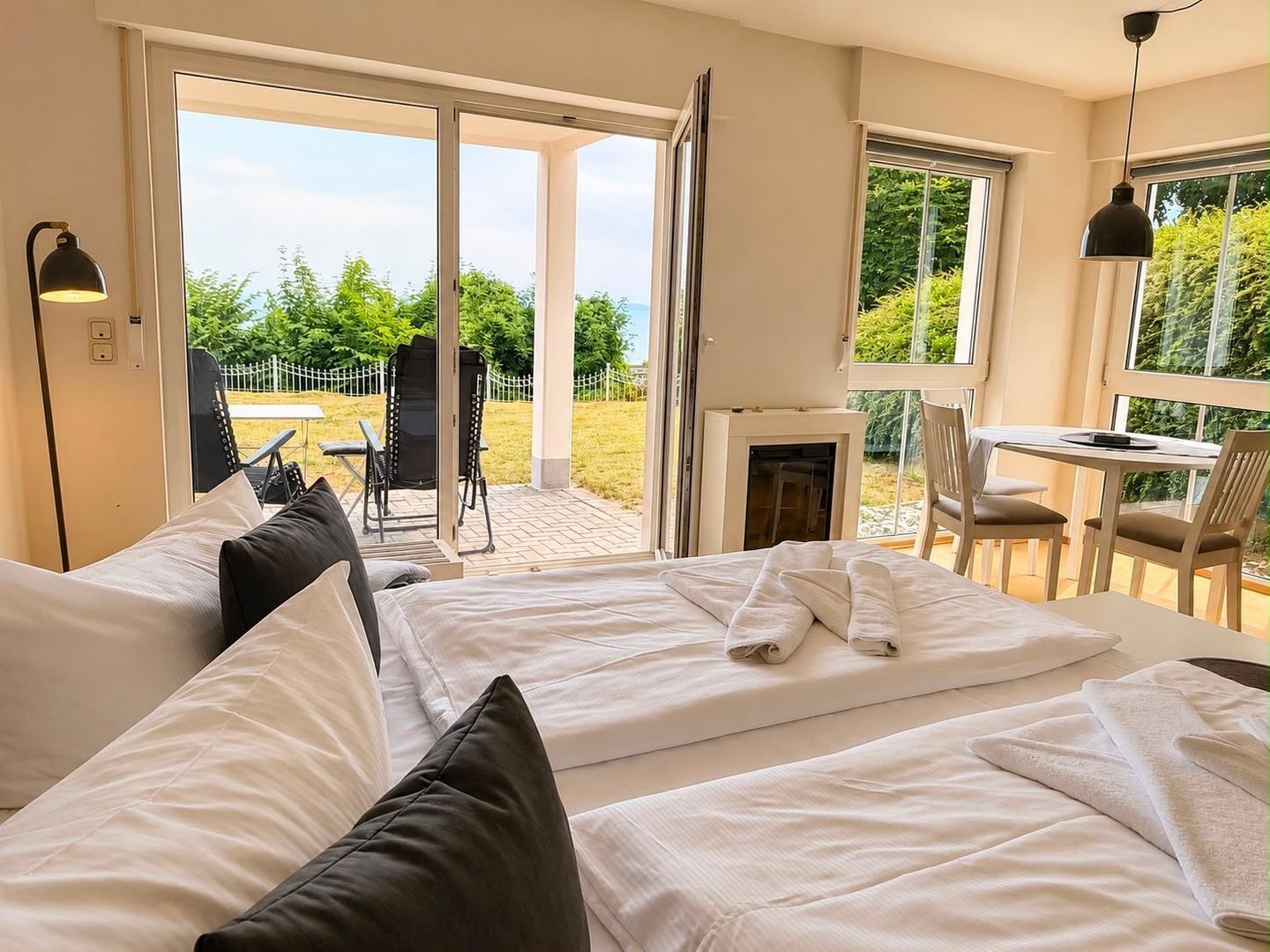 1 chambre, fer et planche à repasser, Wi-Fi, literie fournie
