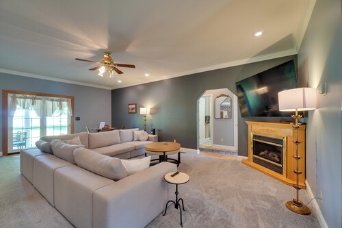 4 Mi to Dale Hollow Lake! Countryside Retreat