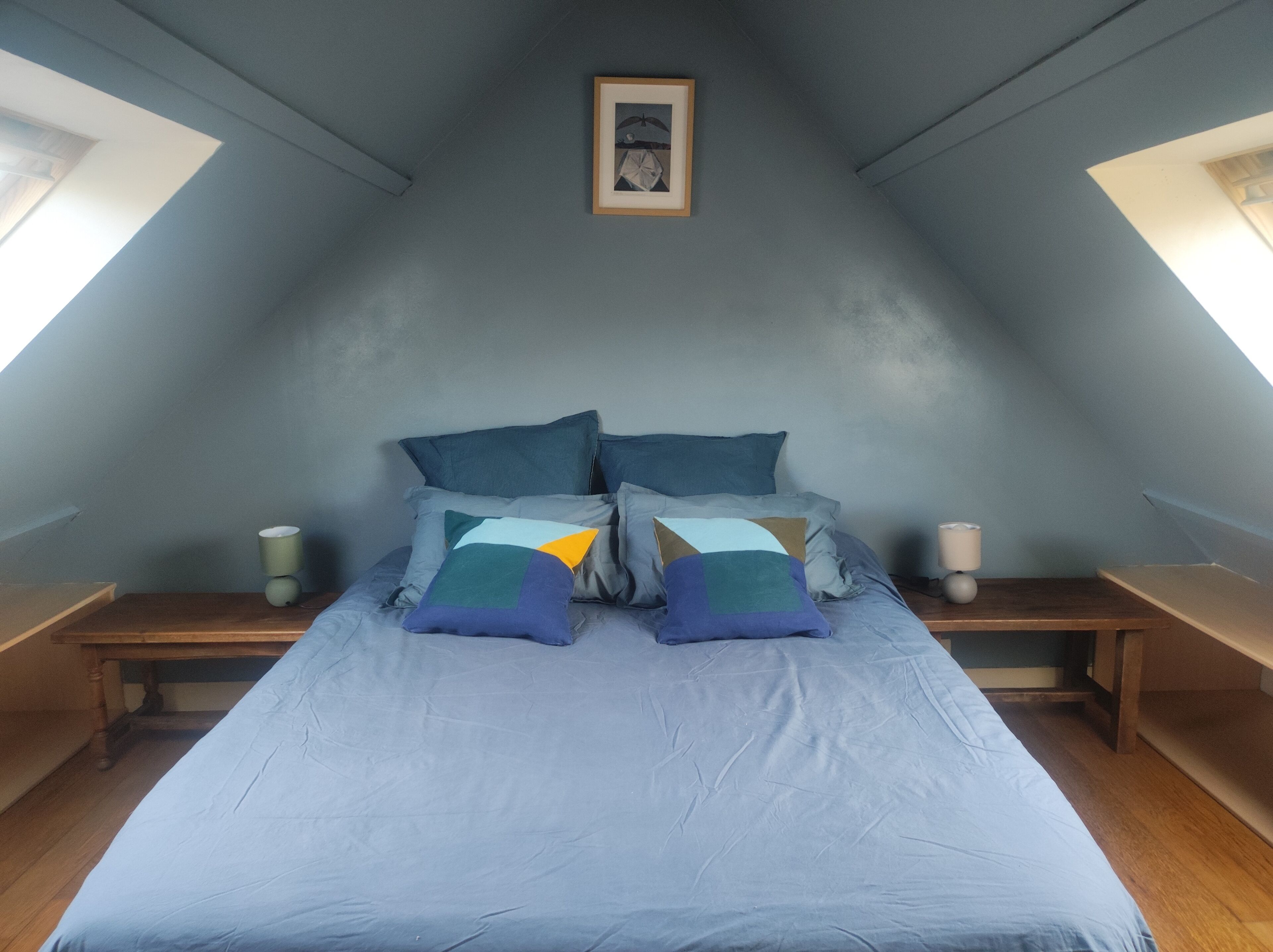 1 dormitorio, tabla de planchar con plancha, Internet