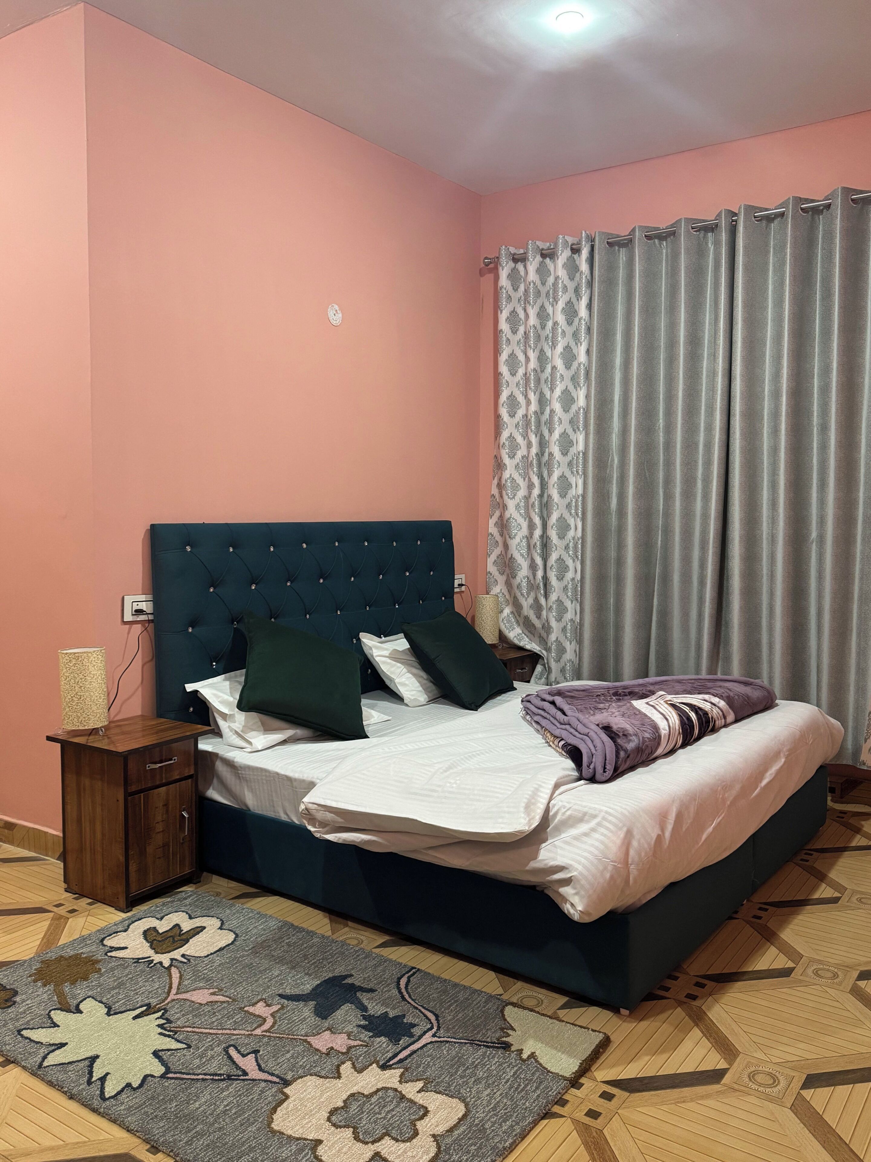 Standard Room | Desk, laptop workspace, free WiFi