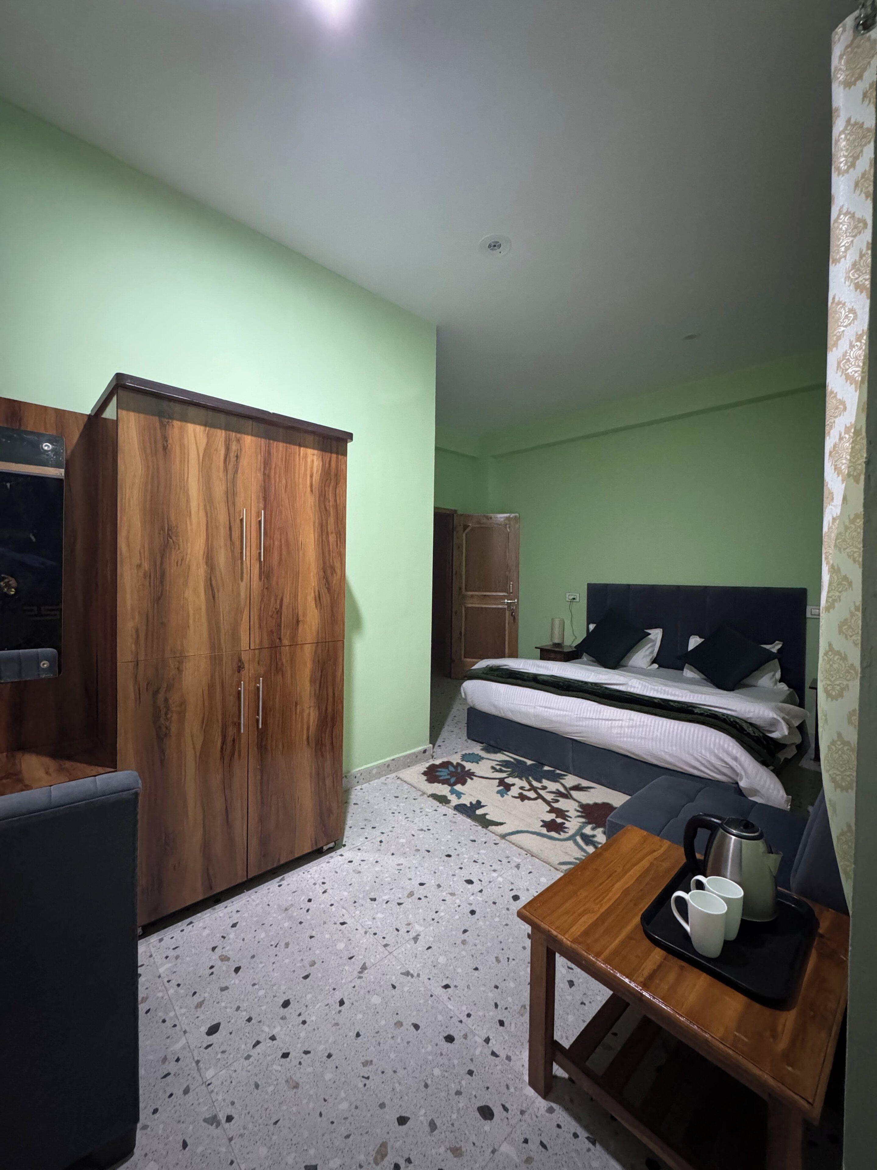 Kamer, 1 twee- of 2 eenpersoonsbedden, balkon, uitzicht op bergen