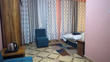Comfort Double Room | Desk, laptop workspace, free WiFi