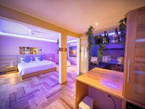 6 Schlafzimmer, Bügeleisen/Bügelbrett, Internetzugang