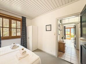 Room - Cosy apartment for 4 people with WIFI, TV, terrace and pets allowed (Saalbach)