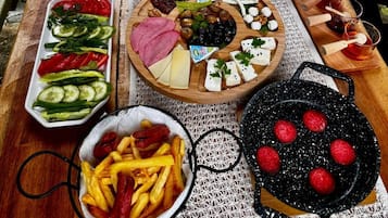 Bangalô luxo | Opções para refeição ao ar livre