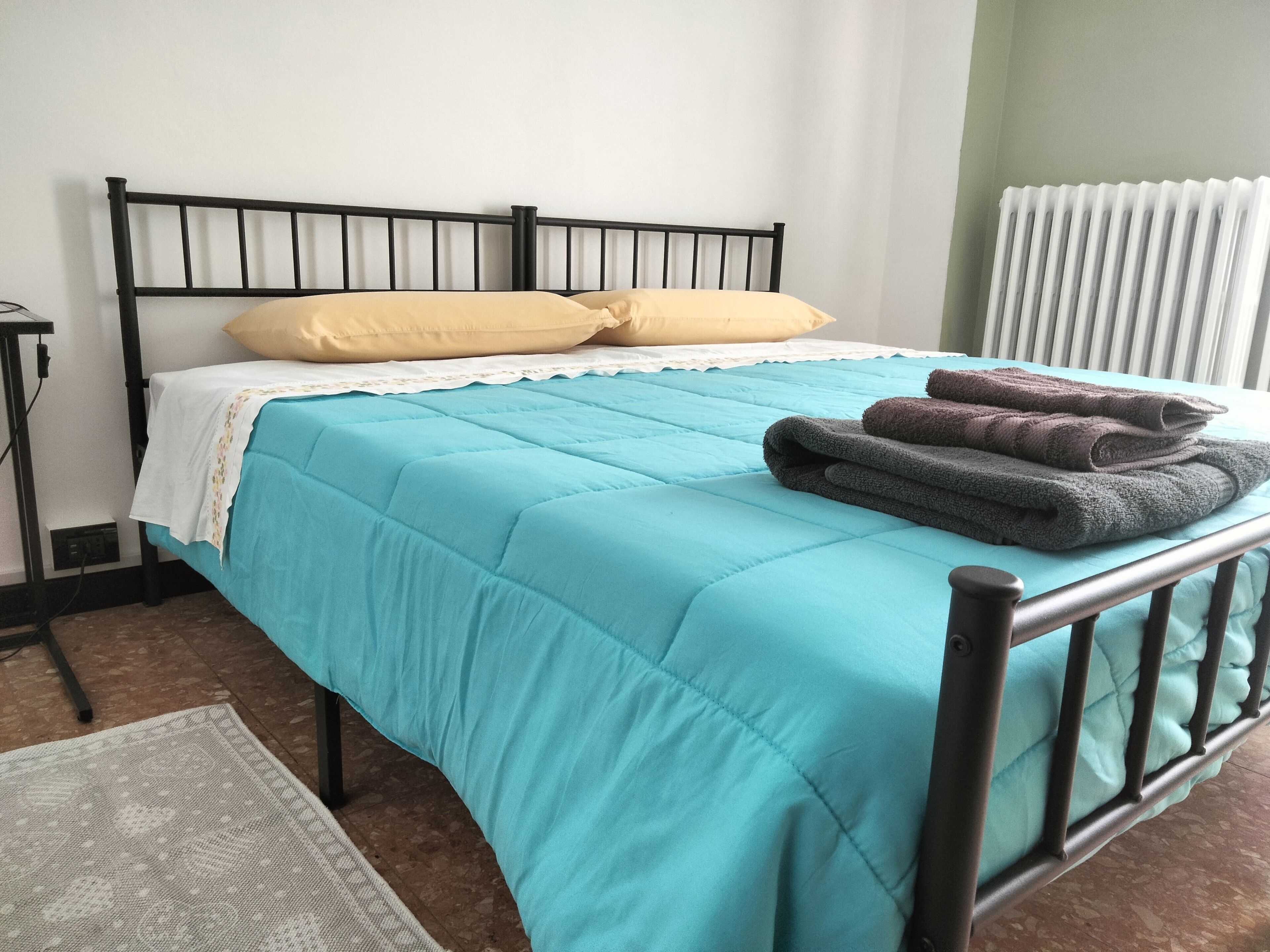 2 chambres, fer et planche à repasser, accès Internet, draps fournis