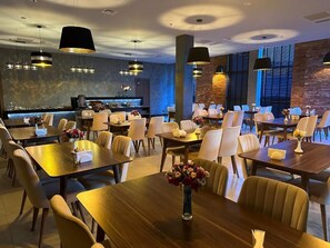 Dining - Tsereteli Palace (Batumi)