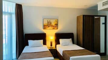 In-room safe, desk, iron/ironing board, free WiFi