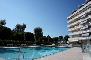 Pool - Pool view studio 240m from the sea (Porto Santa Margherita)