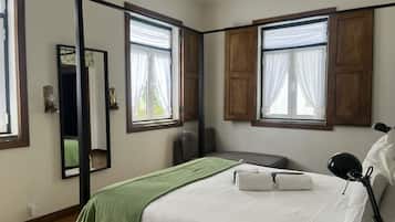 Suite Deluks | Kedap suara, setrika/meja setrika, dan Wi-Fi gratis