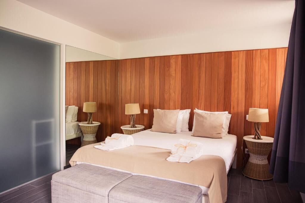 Suite Comfort, patio, pemandangan halaman | Kedap suara, setrika/meja setrika, dan Wi-Fi gratis