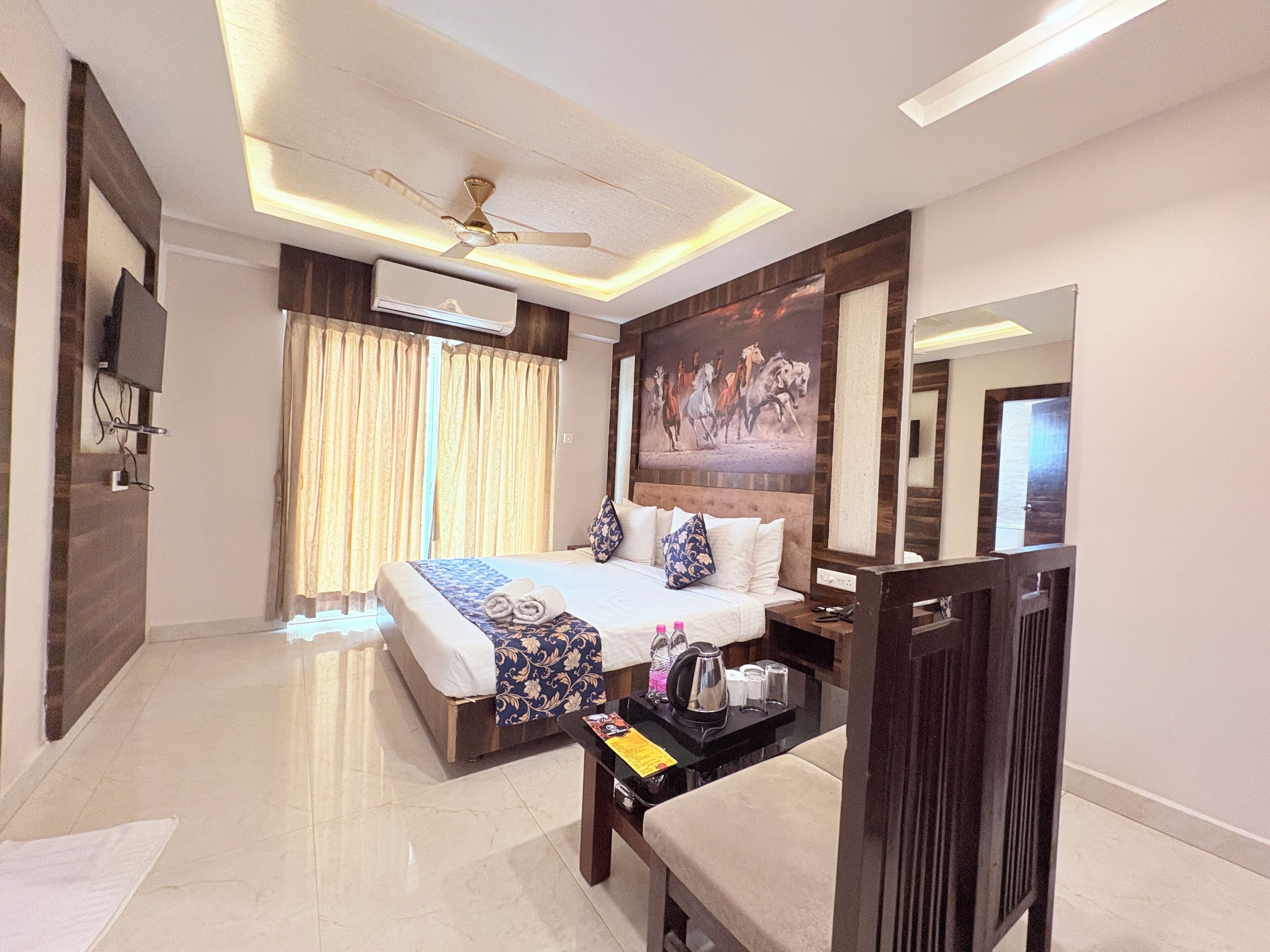 Standard Double Room, City View