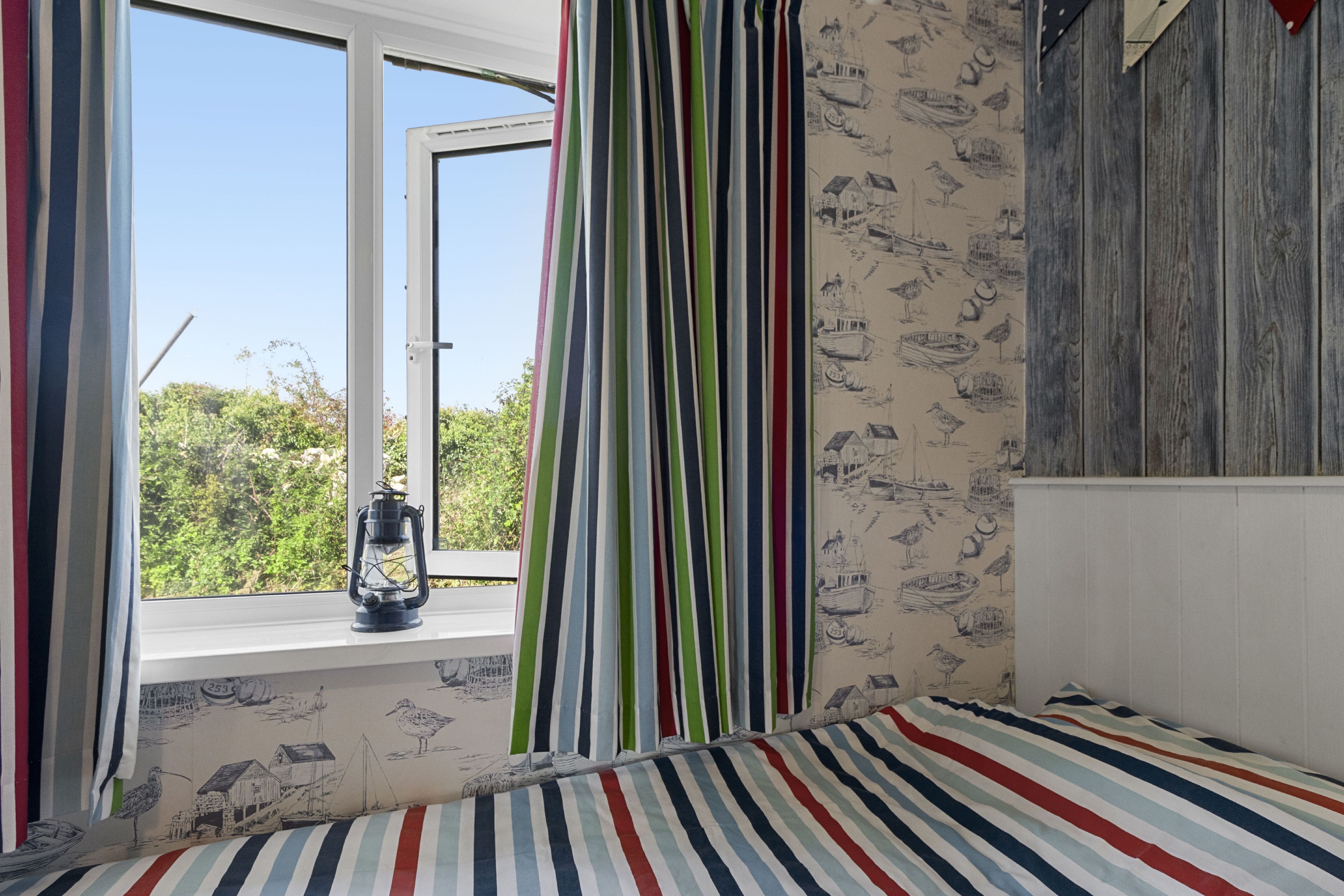 2 slaapkamers, wifi, beddengoed